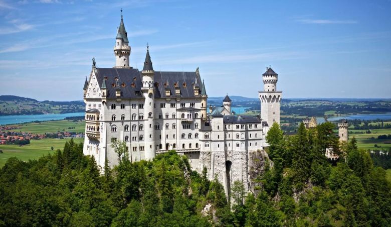 German Inheritance Tax: How to Keep Your Exemption Even If You Move Out Early